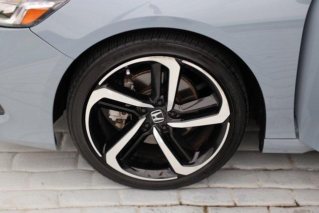 Photo of 2022 Sonic Gray Pearl Honda Accord