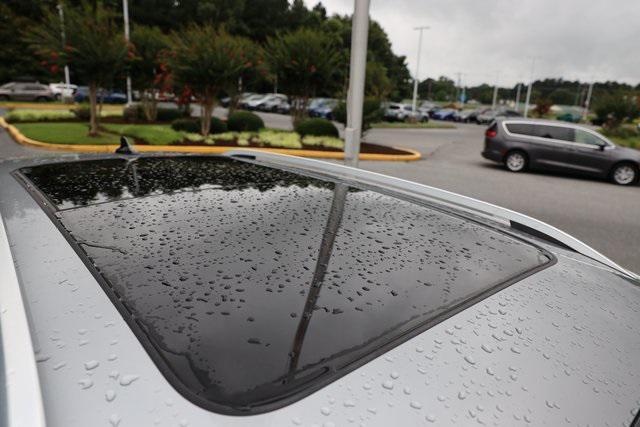Photo of 2023 Gray Volkswagen Taos