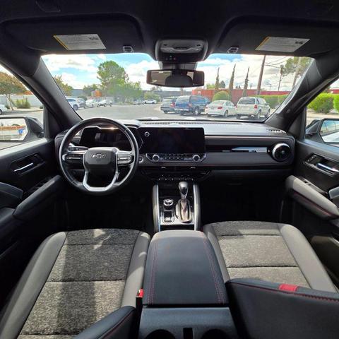 Photo of 2024 Summit White Chevrolet Colorado