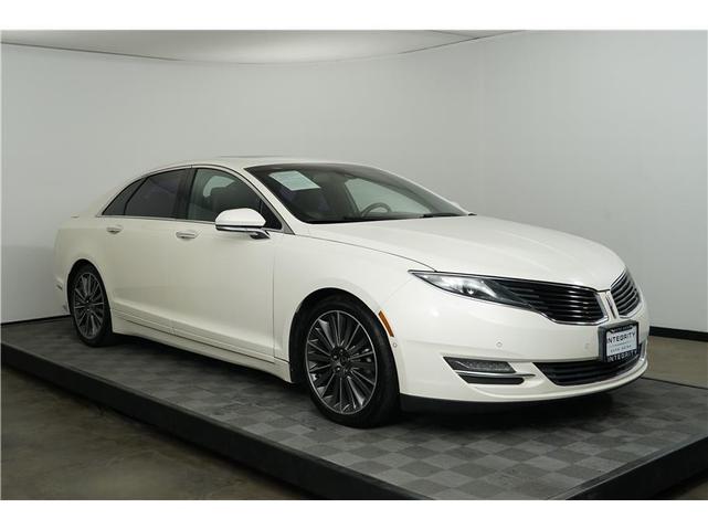 Photo of 2016 Confidential White Lincoln MKZ Hybrid