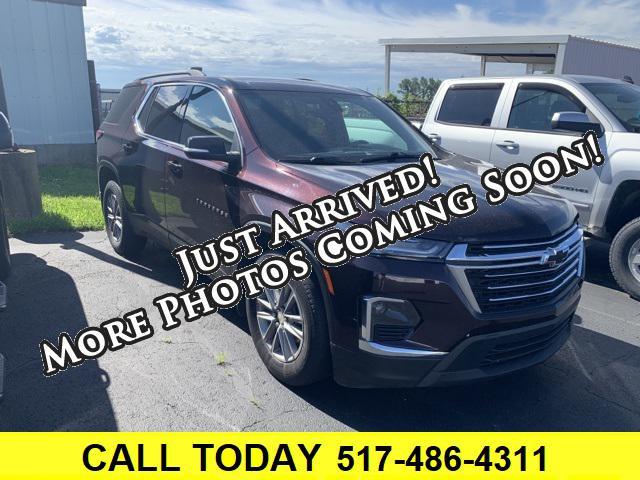 Photo of 2022 Black Cherry Metallic Chevrolet Traverse