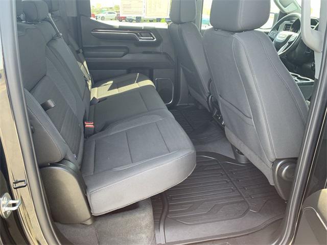 Photo of 2024 Onyx Black GMC Sierra 1500