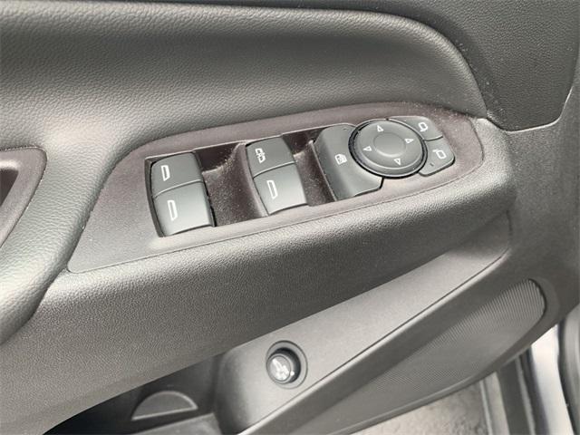 Photo of 2022 Iron Gray Metallic Chevrolet Equinox