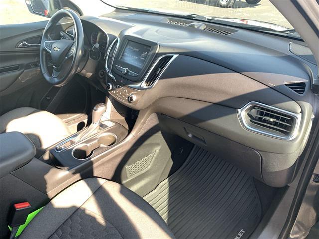 Photo of 2018 Nightfall Gray Metallic Chevrolet Equinox