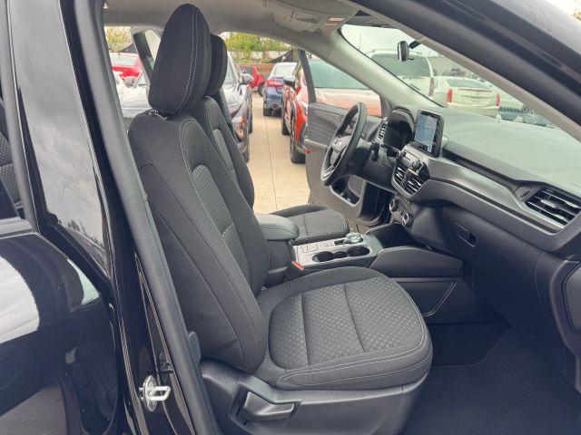 Photo of 2025 Black Ford Escape
