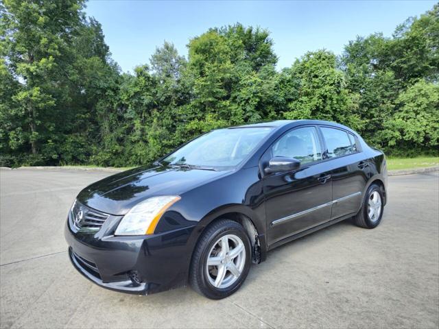 Photo of 2012 Super Black Nissan Sentra