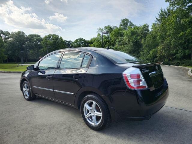 Photo of 2012 Super Black Nissan Sentra