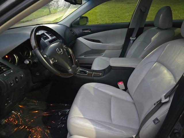Photo of 2012 Charcoal Lexus ES 350
