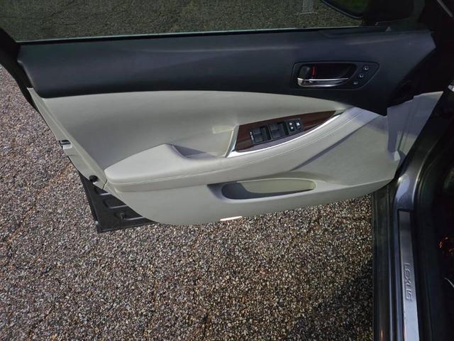 Photo of 2012 Charcoal Lexus ES 350
