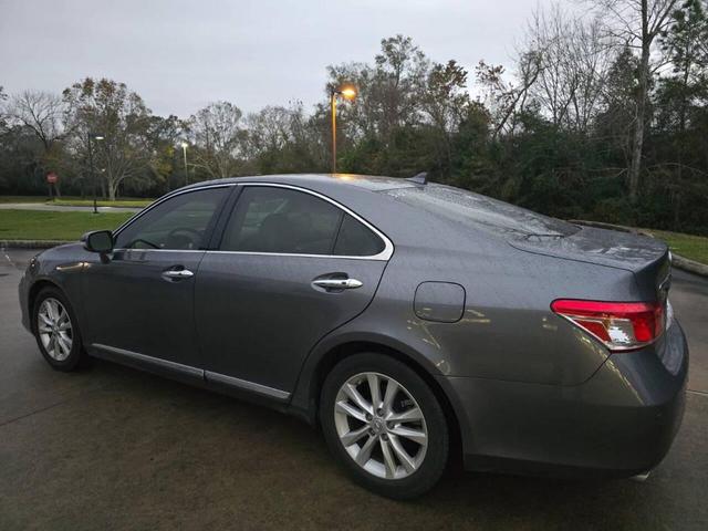 Photo of 2012 Charcoal Lexus ES 350
