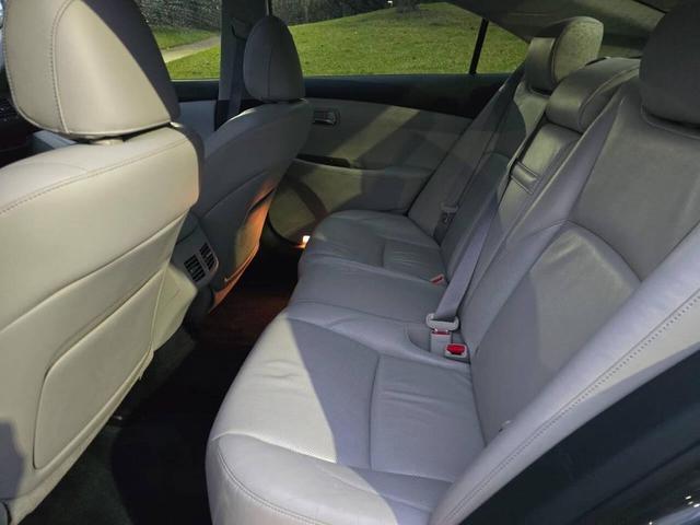 Photo of 2012 Charcoal Lexus ES 350