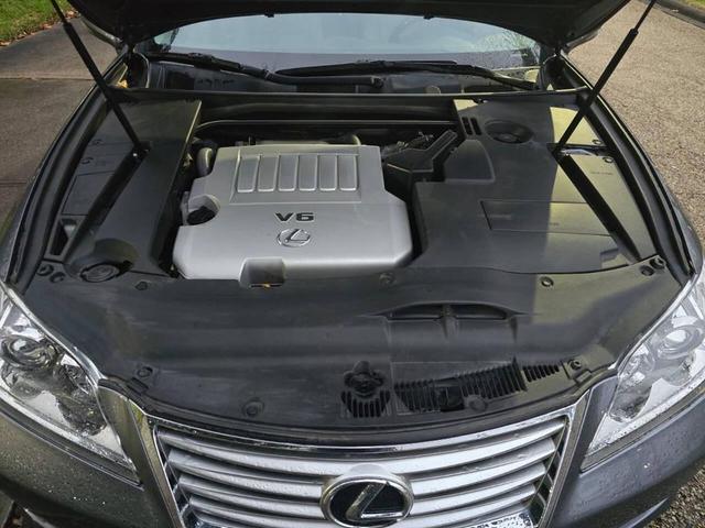 Photo of 2012 Charcoal Lexus ES 350