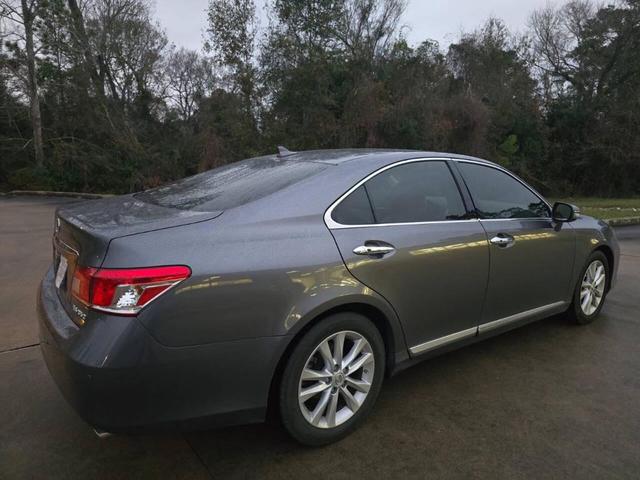 Photo of 2012 Charcoal Lexus ES 350