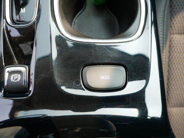 Photo of 2021 Summit White Buick Envision