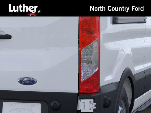 Photo of 2025 Oxford White Ford Transit-250