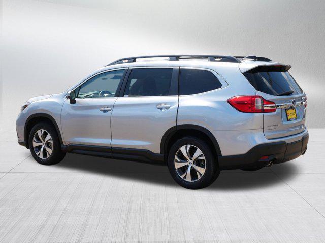 Photo of 2022 Ice Silver Metallic Subaru Ascent