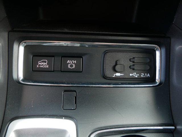 Photo of 2022 Ice Silver Metallic Subaru Ascent