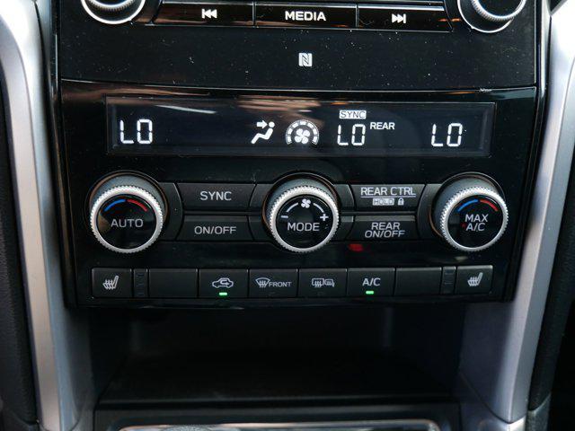 Photo of 2022 Ice Silver Metallic Subaru Ascent
