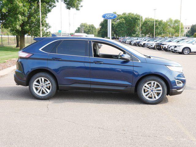 Photo of 2017 Blue Jeans Metallic Ford Edge