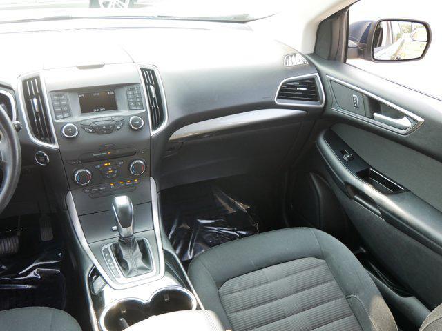 Photo of 2017 Blue Jeans Metallic Ford Edge