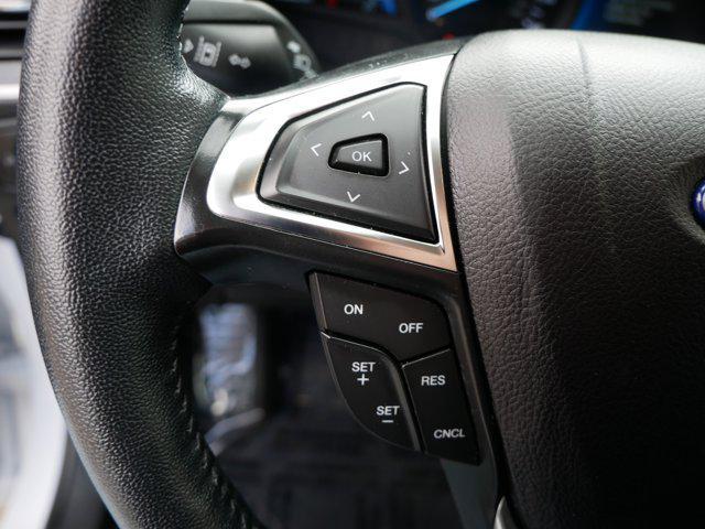 Photo of 2024 Oxford White Ford Edge