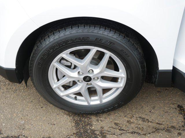 Photo of 2024 Oxford White Ford Edge