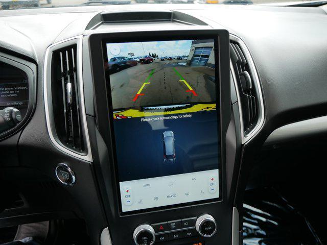 Photo of 2024 Oxford White Ford Edge