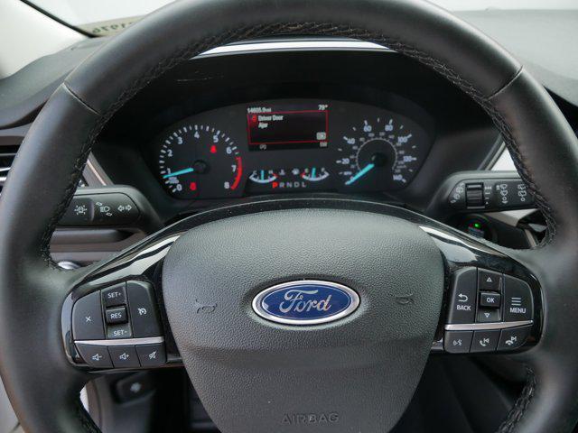 Photo of 2022 Oxford White Ford Escape