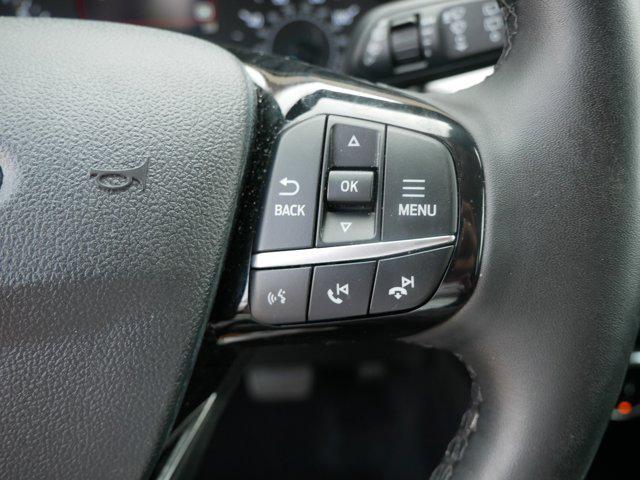 Photo of 2022 Oxford White Ford Escape