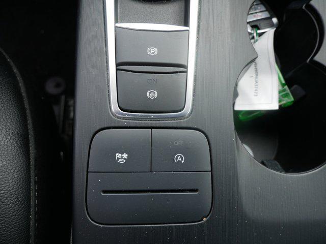 Photo of 2022 Oxford White Ford Escape
