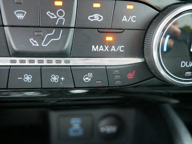 Photo of 2022 Oxford White Ford Escape