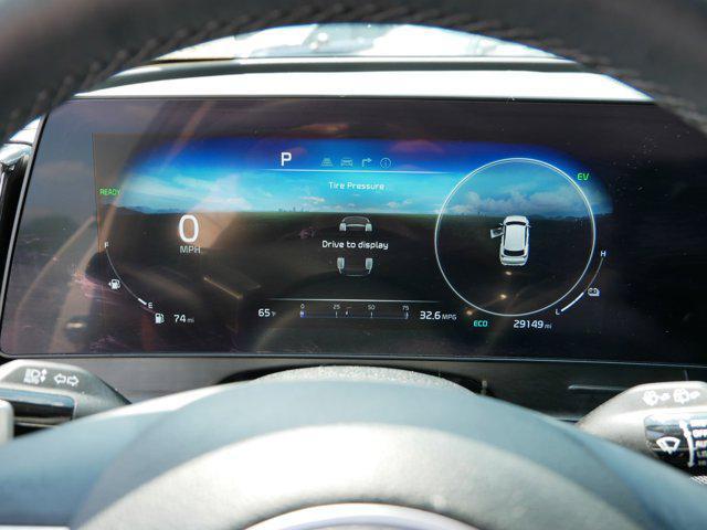 Photo of 2024 Snow White Pearl Kia Sportage Hybrid