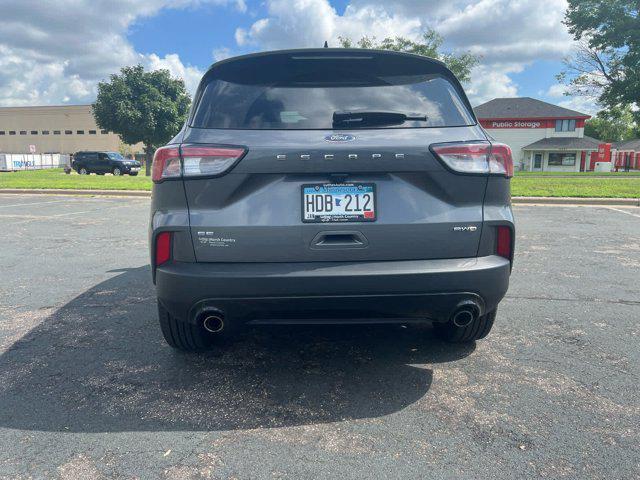 Photo of 2021 Carbonized Gray Metallic Ford Escape