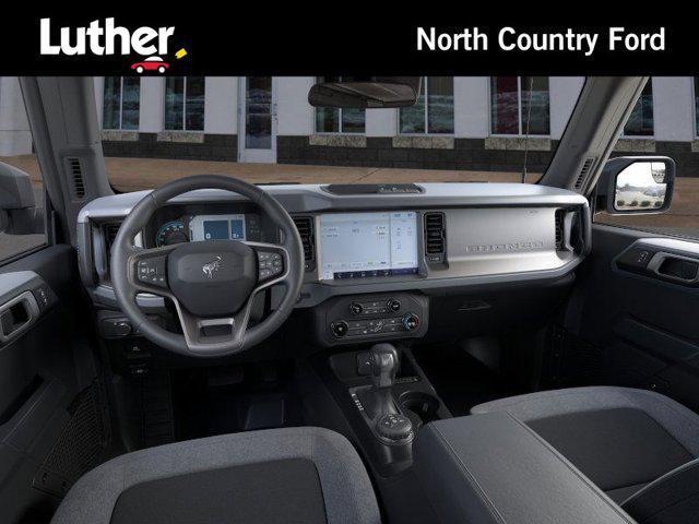 Photo of 2025 Azure Gray Metallic Tri-Coat Ford Bronco