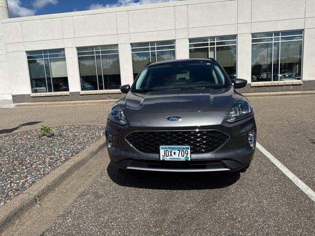 Photo of 2022 Carbonized Gray Metallic Ford Escape