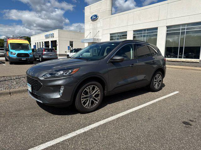 Photo of 2022 Carbonized Gray Metallic Ford Escape