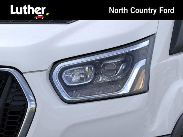 Photo of 2025 Oxford White Ford Transit-250