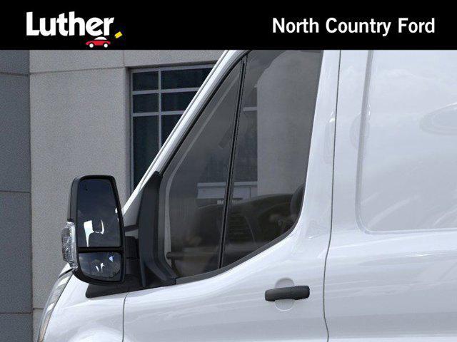 Photo of 2025 Oxford White Ford Transit-250