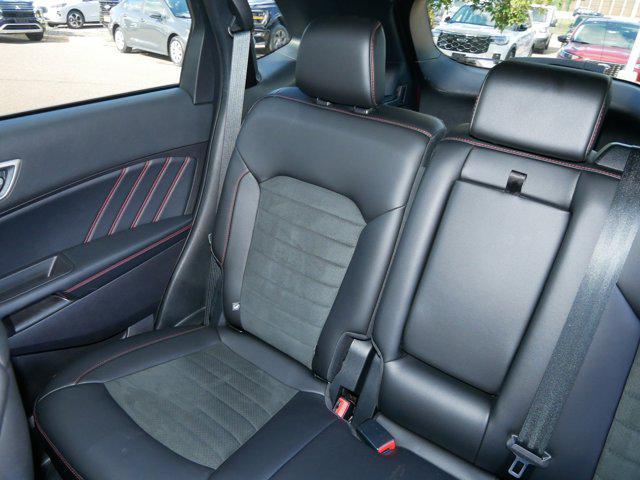 Photo of 2021 Rapid Red Metallic Tinted Clearcoat Ford Edge