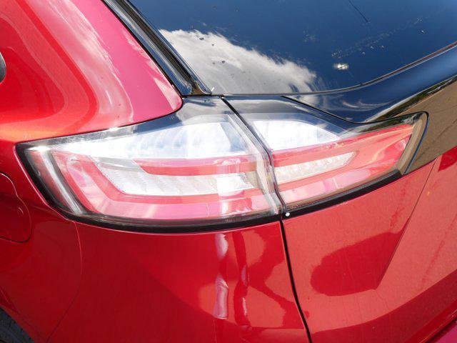 Photo of 2021 Rapid Red Metallic Tinted Clearcoat Ford Edge