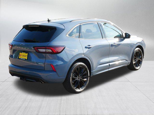 Photo of 2023 Vapor Blue Metallic Ford Escape