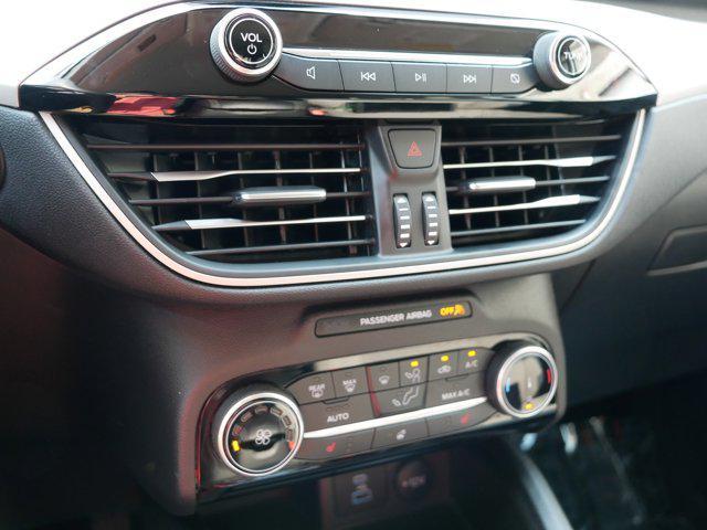 Photo of 2022 Rapid Red Metallic Tinted Clearcoat Ford Escape