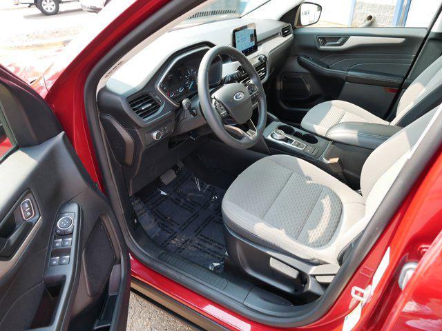 Photo of 2022 Rapid Red Metallic Tinted Clearcoat Ford Escape