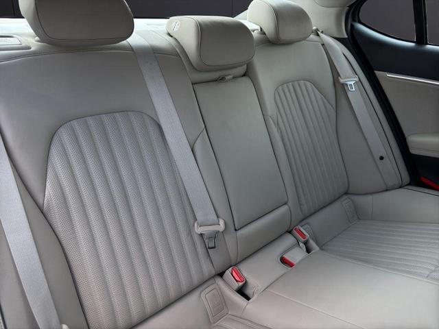 Photo of 2019 Gray Genesis G70