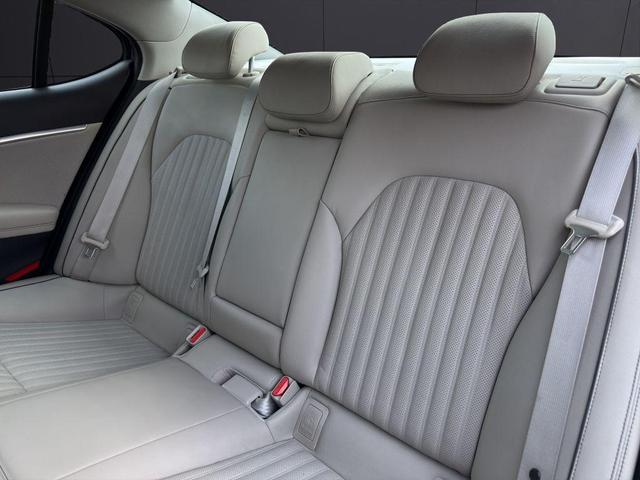 Photo of 2019 Gray Genesis G70