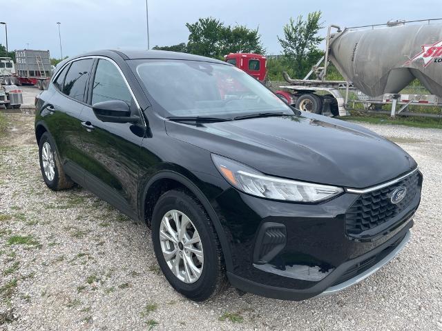Photo of 2023 AGATE BLACK METALLIC Ford Escape