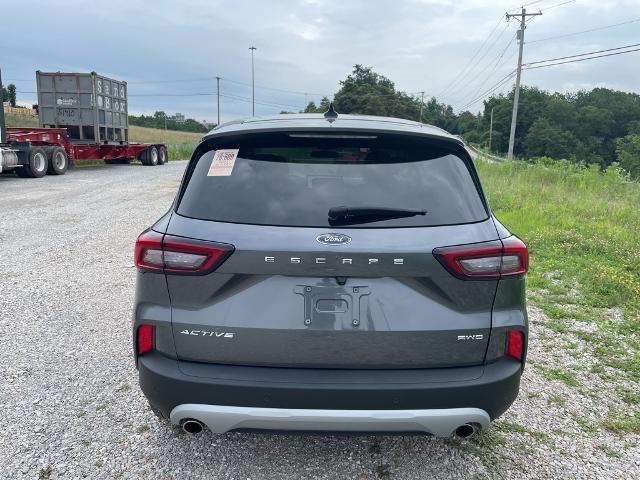 Photo of 2023 CARBONIZED GRAY METALLIC Ford Escape