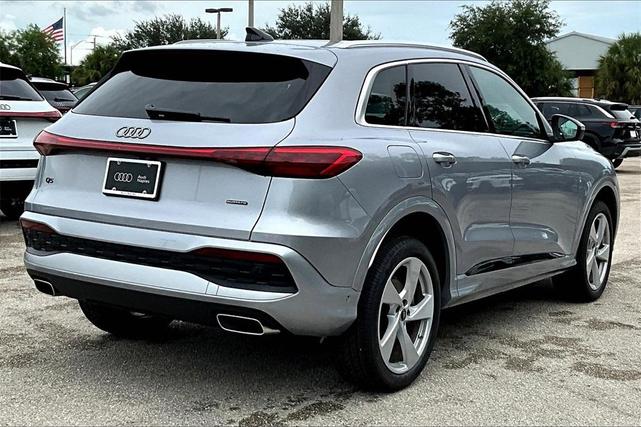 Photo of 2025 Silver Audi Q5