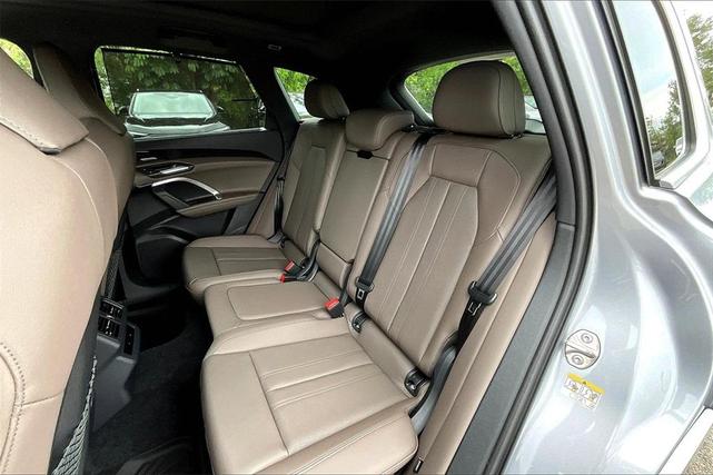 Photo of 2025 Silver Audi Q5