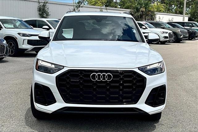 Photo of 2025 Arkona White Audi Q5